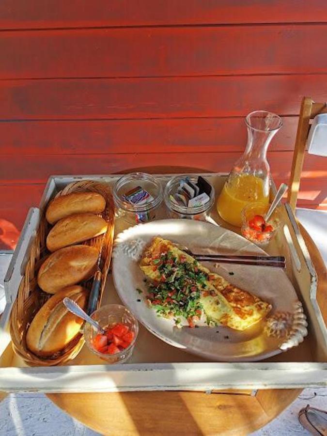 Bed & Breakfast Herkingen Gr5 エクステリア 写真
