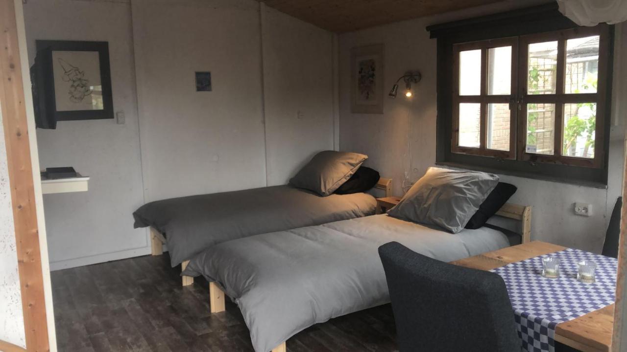 Bed & Breakfast Herkingen Gr5 エクステリア 写真